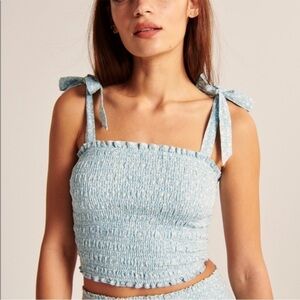 A&F Cropped Floral Smock Top